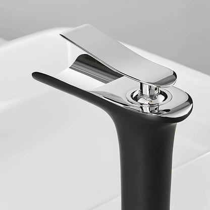 Robinet lavabo en laiton – mitigeur à bec cascade, design moderne