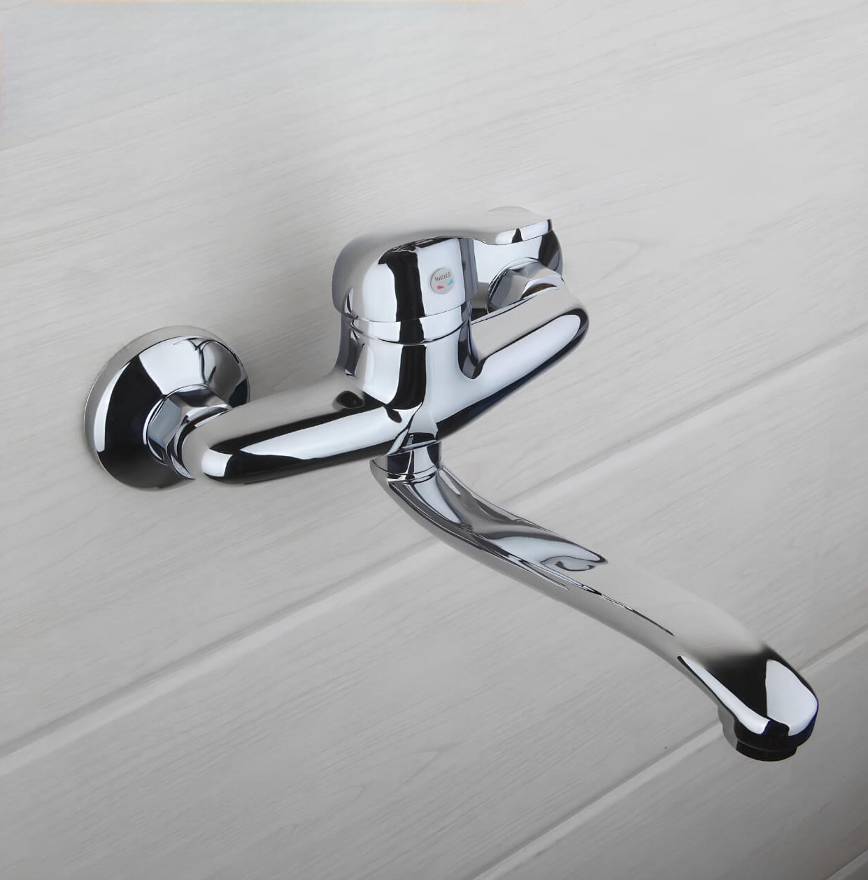 Robinet baignoire mural - design contemporain