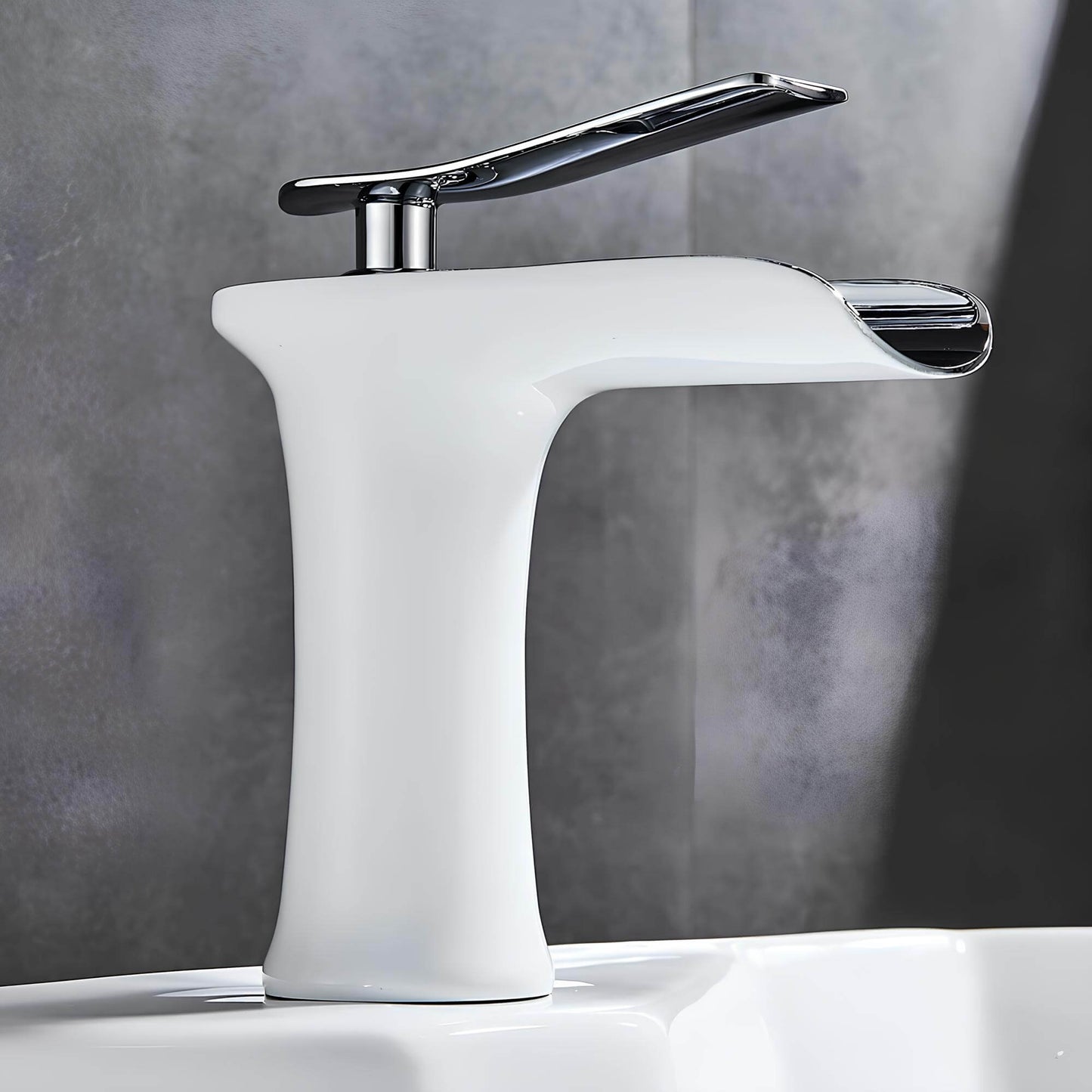 Robinet cascade de lavabo en laiton