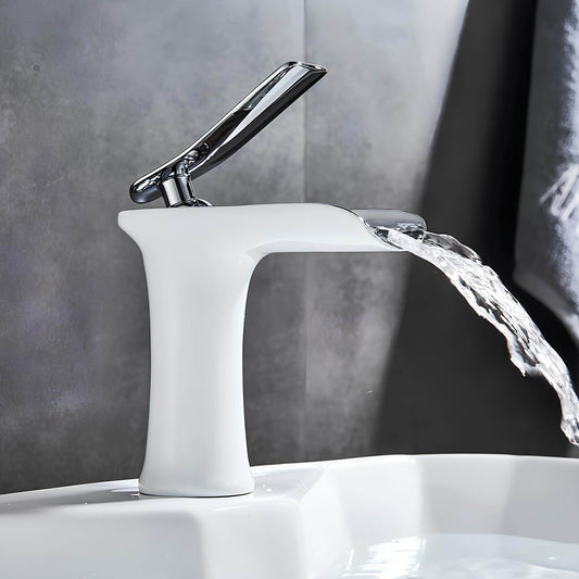 Robinet cascade de lavabo en laiton