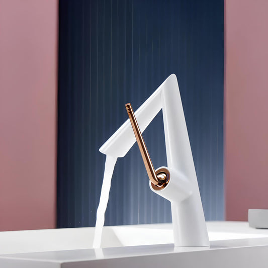 Robinet de lavabo noir contemporain