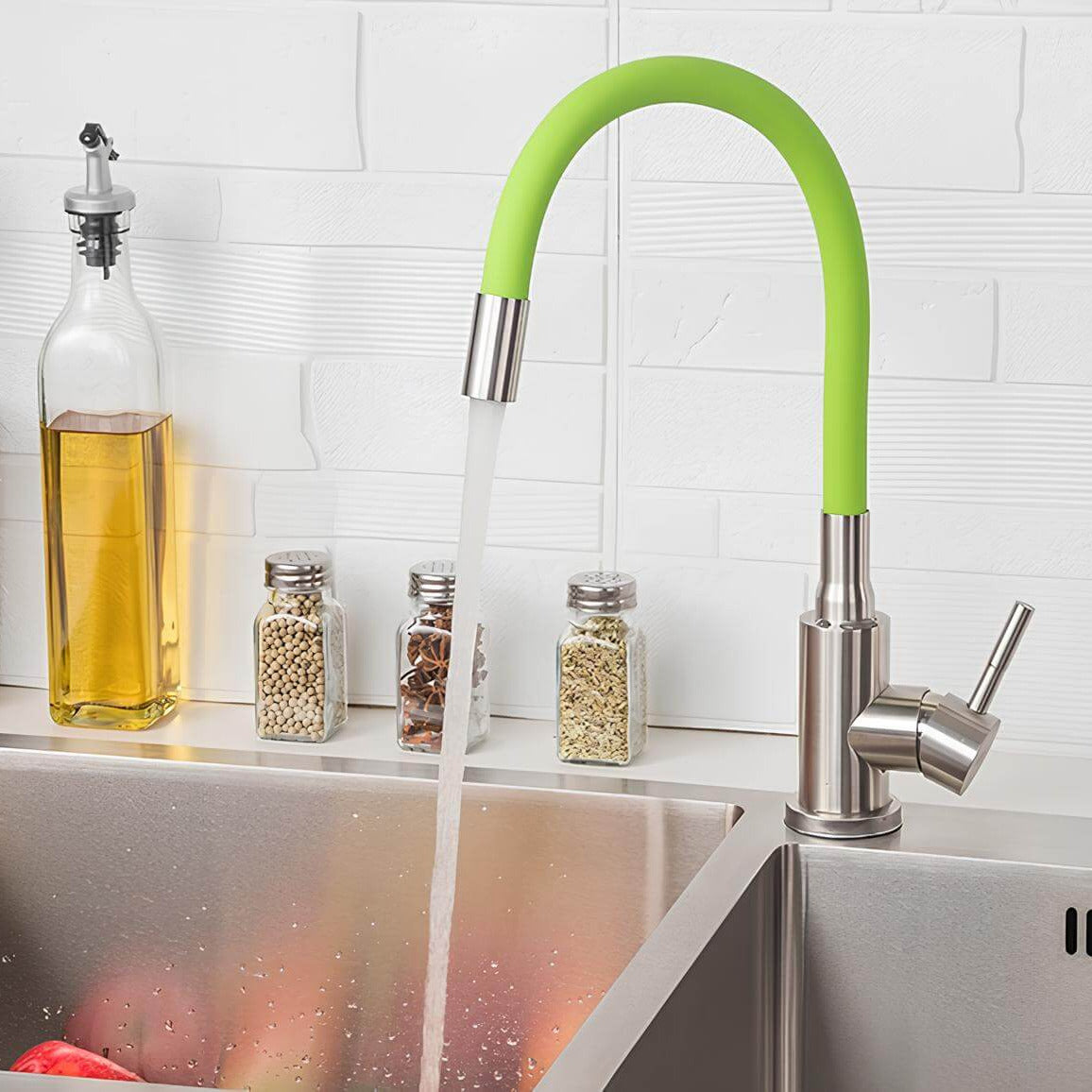 Robinet douchette flexible avec col coloré