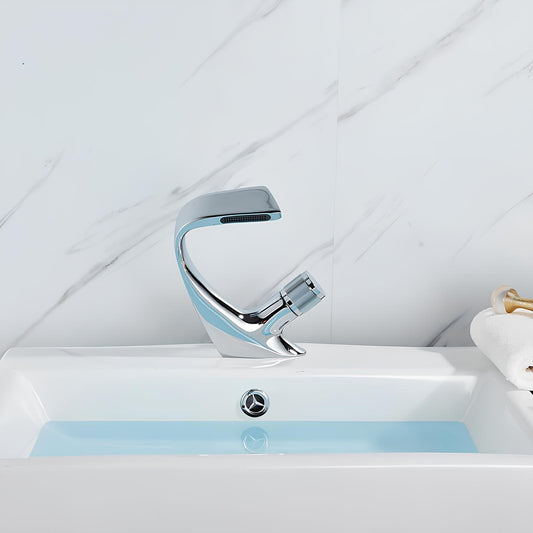 Robinet lavabo à bec cascade