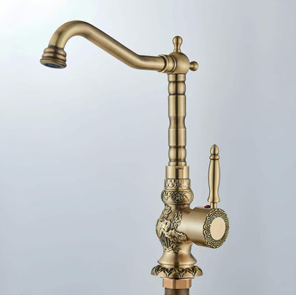 Robinet vasque antique sculpté