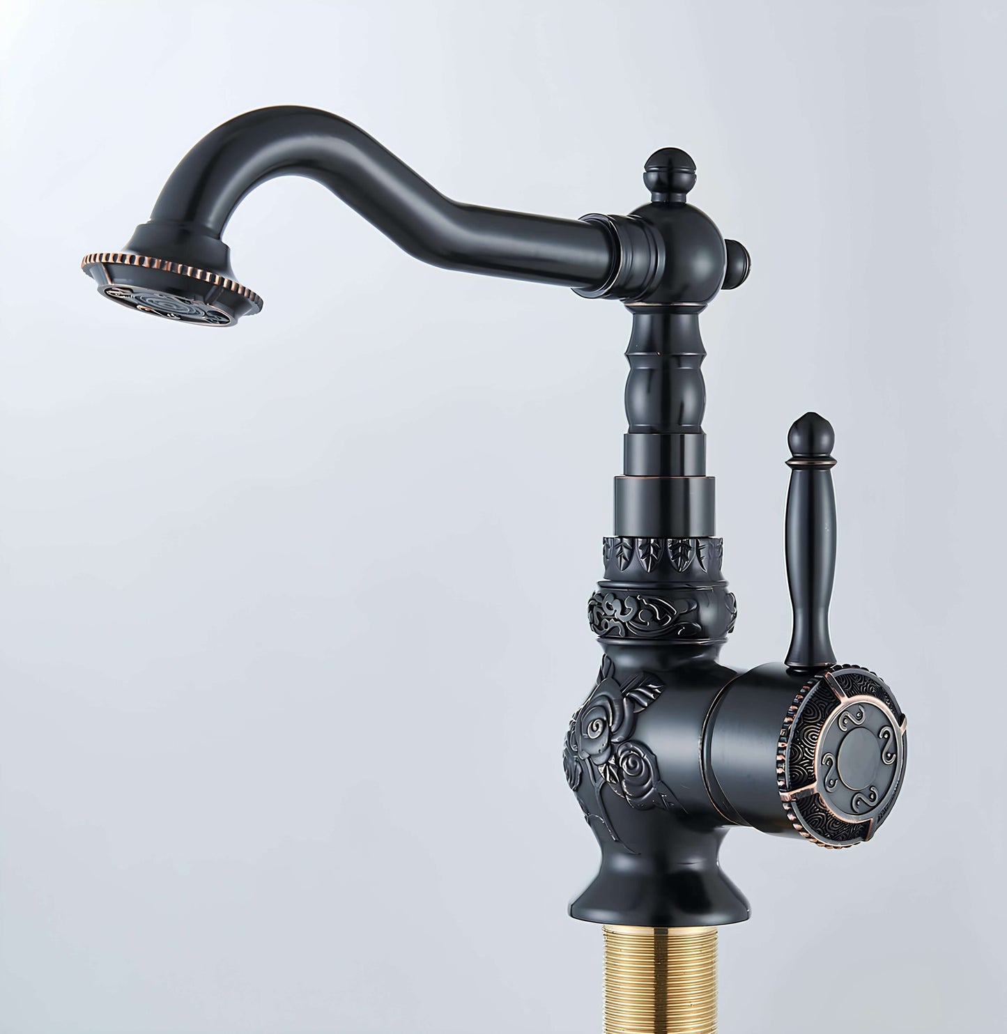 Robinet vasque antique sculpté