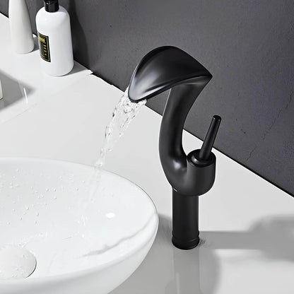 Robinet lavabo cascade grand format – mitigeur design en laiton
