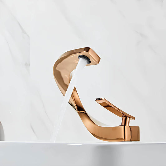 Robinet lavabo finition or rose