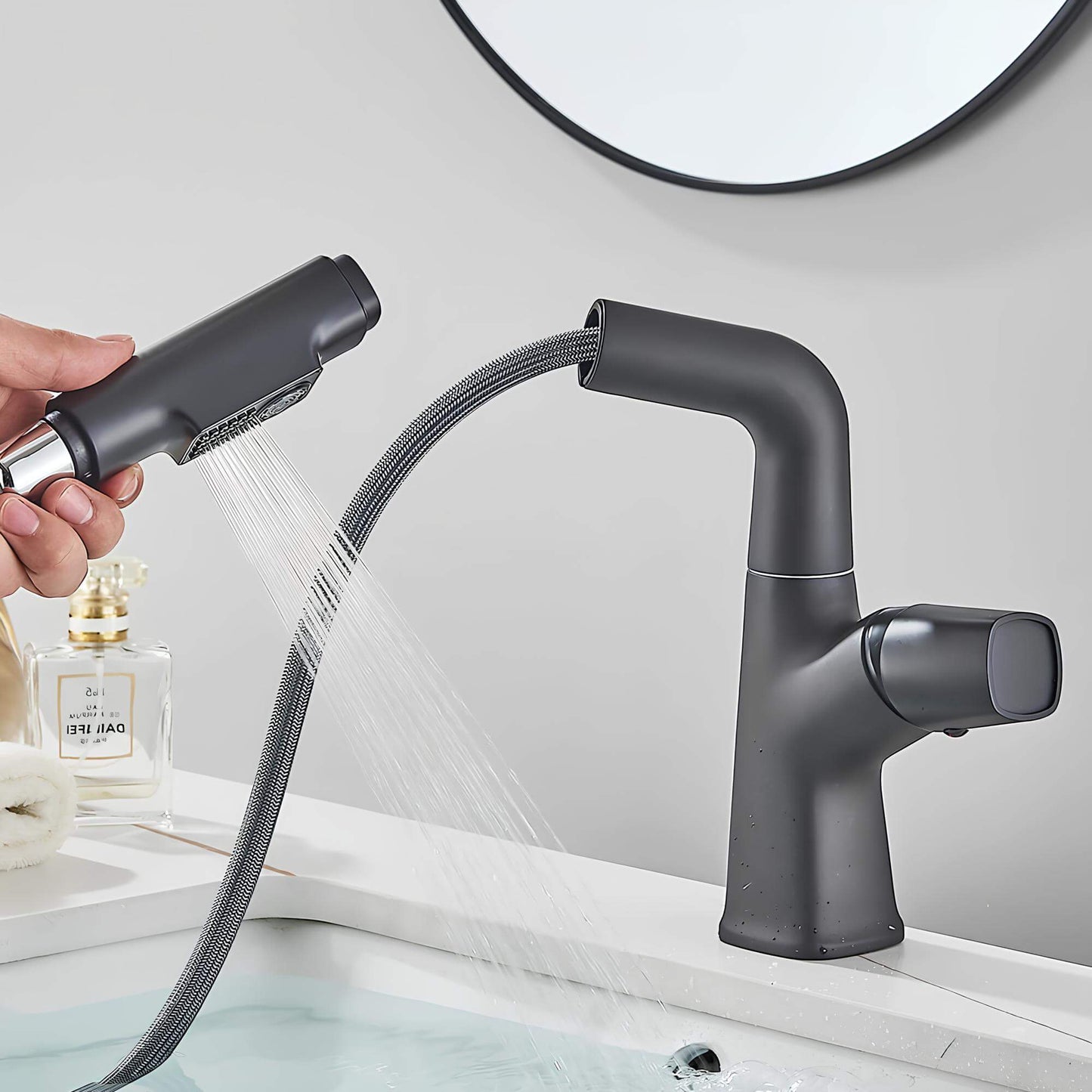 Robinet lavabo orientable avec douchette