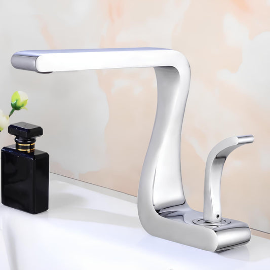 Robinet lavabo rétro chic en laiton