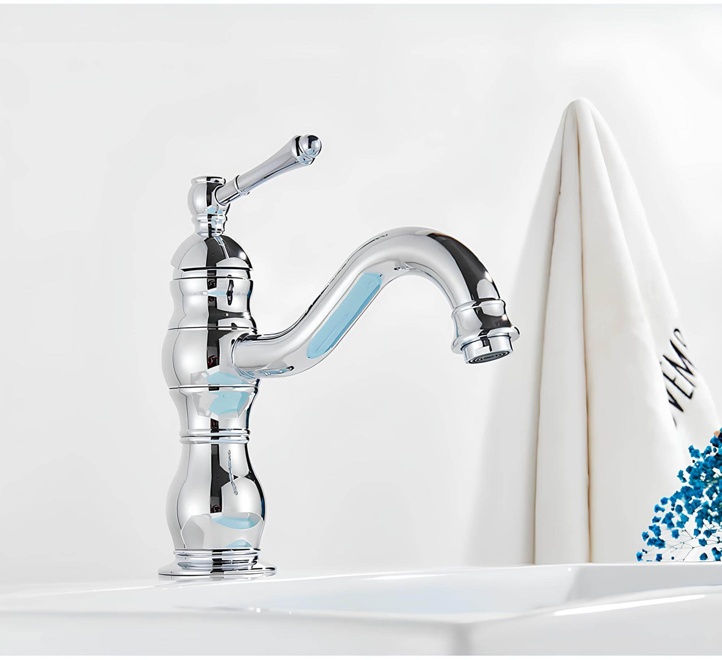 Robinet lavabo vintage en laiton