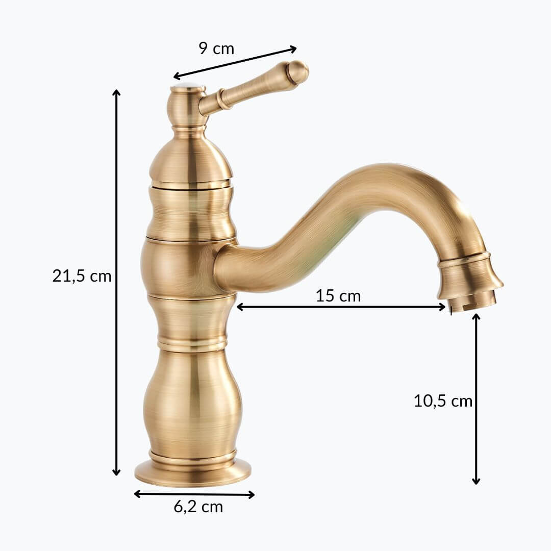 Robinet lavabo vintage en laiton