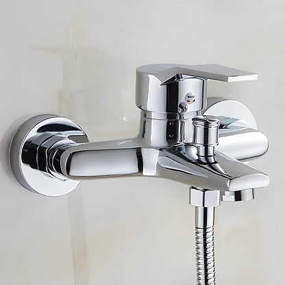 Robinet mitigeur mural avec bouton-poussoir